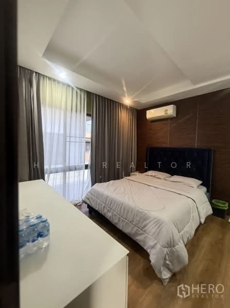 For Rent 4 Bedroom Detached House in Baan Issara Rama 9 in Hua Mak, Bang Kapi, Bangkok hre00328, Bangkok, Bang Kapi, Huai Khwang, Bangkok, 4 Bedrooms, 500 sqm, Single Detached House For Rent, by Hero Realtor Co., Ltd., 500171829 - DDproperty.com