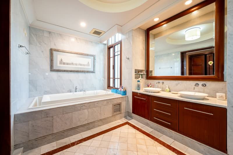 Baan Sansiri Sukhumvit 67, Bangkok, 32 Soi Sukhumvit 67, Phra Kanong Nua, Watthana, Bangkok, 5 Bedrooms, 560 sqm, Single Detached House For Sale, by Chanisara Kruakaew, 500171830 - DDproperty.com