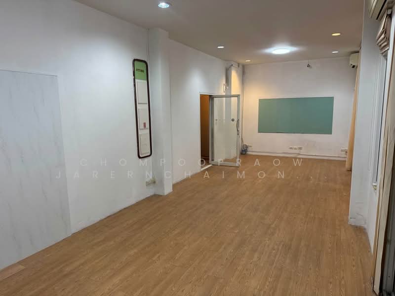 Premium Place Ekkamai-Ramindra : พรีเมี่ยม เพลส เอกมัย-รามอินทรา, กรุงเทพ, ถนนนวลจันทร์, คลองกุ่ม, บึงกุ่ม, กรุงเทพ, 500 ตร.ม., ทาวน์เฮ้าส์ ขาย, โดย Adisorn Eamso, 500171853 - DDproperty.com