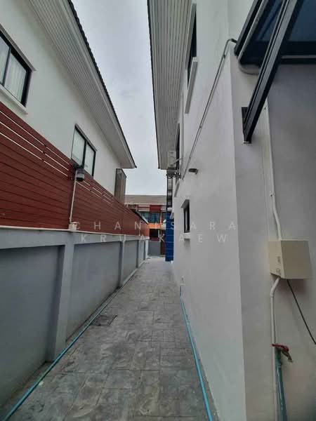 The enter click, Bangkok, Soi Kanchanapisek 39 Yaek 12, Dok Mai, Prawet, Bangkok, 3 Bedrooms, 204 sqm, Single Detached House For Sale, by Chanisara Kruakaew, 500171865 - DDproperty.com
