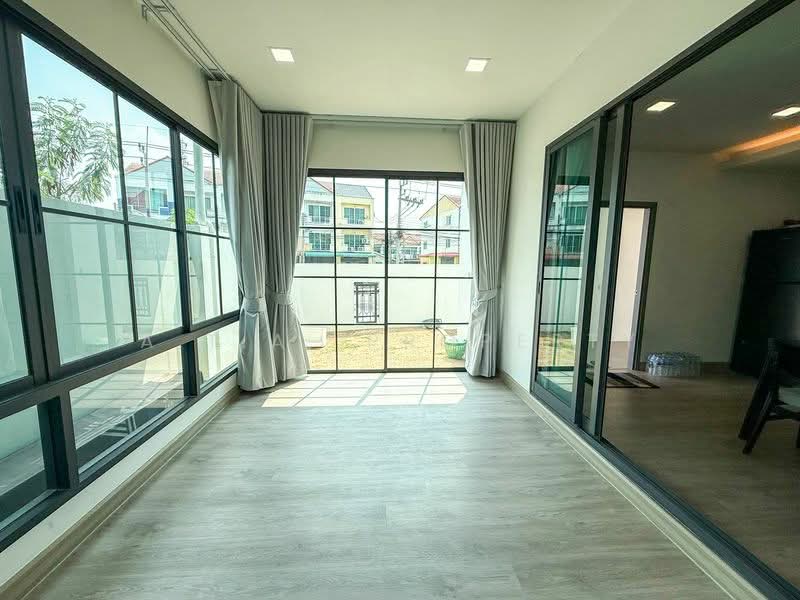 บ้านเดี่ยว แหลมฉบัง ศรีราชา, Chon Buri (Pattaya), Thung Suk La, Si Racha, Chon Buri (Pattaya), 4 Bedrooms, 200 sqm, Single Detached House For Sale, by A.T.A. Property, 500171884 - DDproperty.com