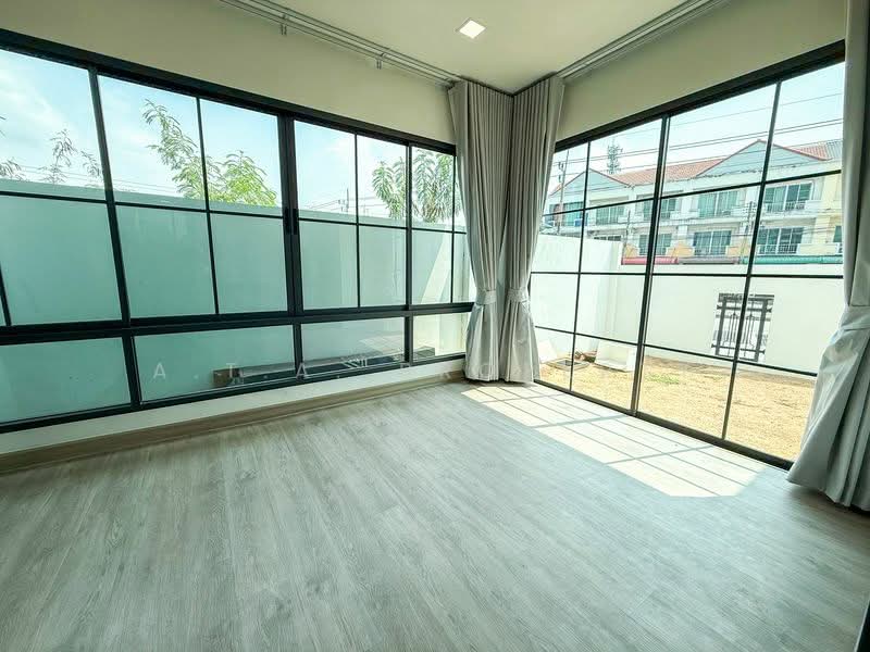 บ้านเดี่ยว แหลมฉบัง ศรีราชา, Chon Buri (Pattaya), Thung Suk La, Si Racha, Chon Buri (Pattaya), 4 Bedrooms, 200 sqm, Single Detached House For Sale, by A.T.A. Property, 500171884 - DDproperty.com