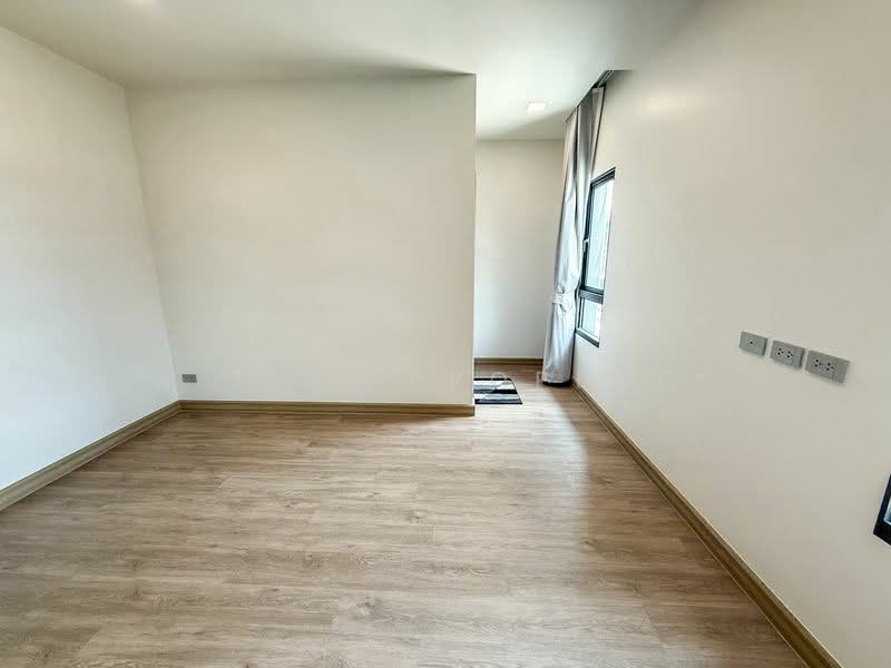 บ้านเดี่ยว แหลมฉบัง ศรีราชา, Chon Buri (Pattaya), Thung Suk La, Si Racha, Chon Buri (Pattaya), 4 Bedrooms, 200 sqm, Single Detached House For Sale, by A.T.A. Property, 500171884 - DDproperty.com