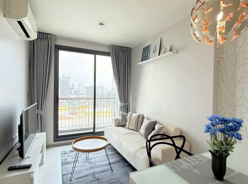 Rhythm Sukhumvit 42, Bangkok, Soi Sukhumvit 42, Sukhumvit Road, Phra Kanong, Khlong Toei, Bangkok, 1 Bedroom, 35 sqm, Condo For Rent, by Vinai Wattana, 500171905 - DDproperty.com