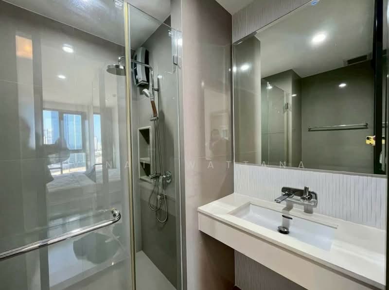 Rhythm Sukhumvit 42, Bangkok, Soi Sukhumvit 42, Sukhumvit Road, Phra Kanong, Khlong Toei, Bangkok, 1 Bedroom, 35 sqm, Condo For Rent, by Vinai Wattana, 500171905 - DDproperty.com