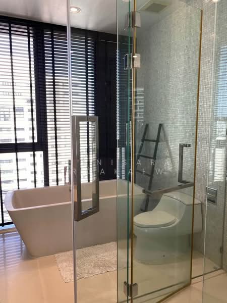 Vittorio 39, Bangkok, 8 Sukhumvit, Khlong Tan Nua, Watthana, Bangkok, 2 Bedrooms, 127 sqm, Condo For Sale, by Chanisara Kruakaew, 500171939 - DDproperty.com