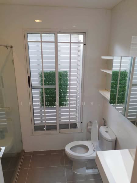 Nanthawan Uthayan-Aksa, Bangkok, Uthayan Road, Sala Thammasop, Thawi Watthana, Bangkok, 3 Bedrooms, 443 sqm, Single Detached House For Sale, by YTD Land&houses Real Estate Agency, 500171944 - DDproperty.com