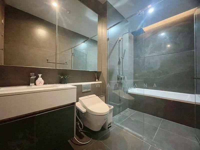 The Esse at Singha Complex, Bangkok, 1788 New Petchaburi Rd, Khlongtoei Nua, Watthana, Bangkok, 1 Bedroom, 49 sqm, Condo For Rent, by Vinai  Wattana, 500171956 - DDproperty.com