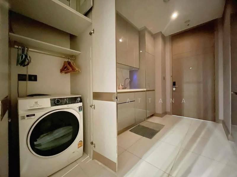 The Esse at Singha Complex, Bangkok, 1788 New Petchaburi Rd, Khlongtoei Nua, Watthana, Bangkok, 1 Bedroom, 49 sqm, Condo For Rent, by Vinai  Wattana, 500171956 - DDproperty.com