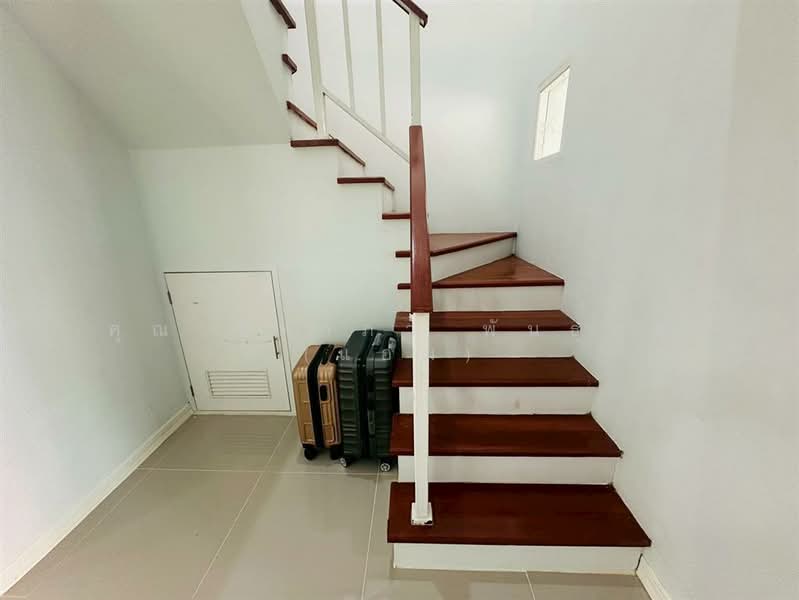 The Connect 8 Bangna : เดอะ คอนเนค 8 บางนา, สมุทรปราการ, ซอย มหาชัย แยก 1, บางพลีใหญ่, บางพลี, สมุทรปราการ, 100 ตร.ม., ทาวน์เฮ้าส์ ขาย, โดย คุณ จิดาภา พันธุกุล (แอม), 500171958 - DDproperty.com