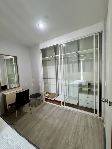 The Parkland Grand Asoke-Phetchaburi, Bangkok, 1811 Phetchaburi Rd, Bang Kapi, Huai Khwang, Bangkok, 1 Bedroom, 35 sqm, Condo For Rent, by Anusorn Subsombut, 500171960 - DDproperty.com