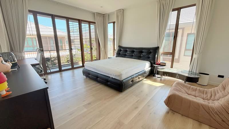 Burasiri Krungthep Kreetha, Bangkok, 95 Soi Pracha Ruam Chai, Hua Mak, Bang Kapi, Bangkok, 4 Bedrooms, 300 sqm, Single Detached House For Rent, by Vinai  Wattana, 500171971 - DDproperty.com