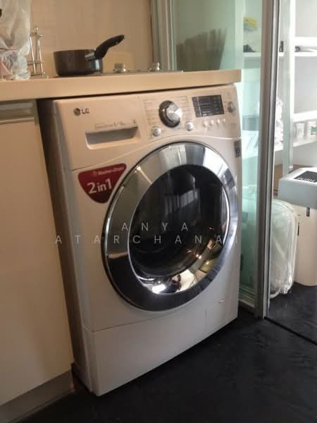 IDEO Morph 38, Bangkok, 88 Sukhumvit Road, Phra Kanong, Khlong Toei, Bangkok, 1 Bedroom, 35 sqm, Condo For Sale, by Anya Atarchanai , 500171972 - DDproperty.com