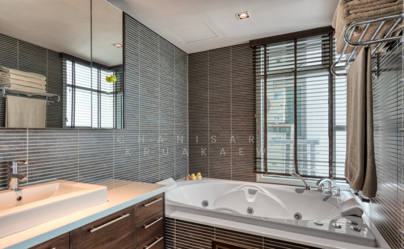 Fullerton Sukhumvit, Bangkok, Sukhumvit Road, Khlong Tan Nua, Watthana, Bangkok, 3 Bedrooms, 170 sqm, Condo For Sale, by Chanisara Kruakaew, 500171974 - DDproperty.com
