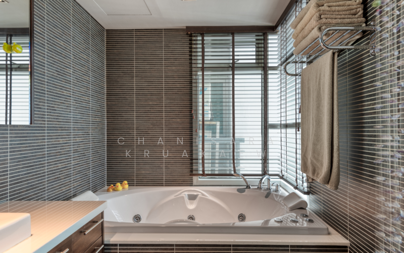 Fullerton Sukhumvit, Bangkok, Sukhumvit Road, Khlong Tan Nua, Watthana, Bangkok, 3 Bedrooms, 170 sqm, Condo For Sale, by Chanisara Kruakaew, 500171974 - DDproperty.com