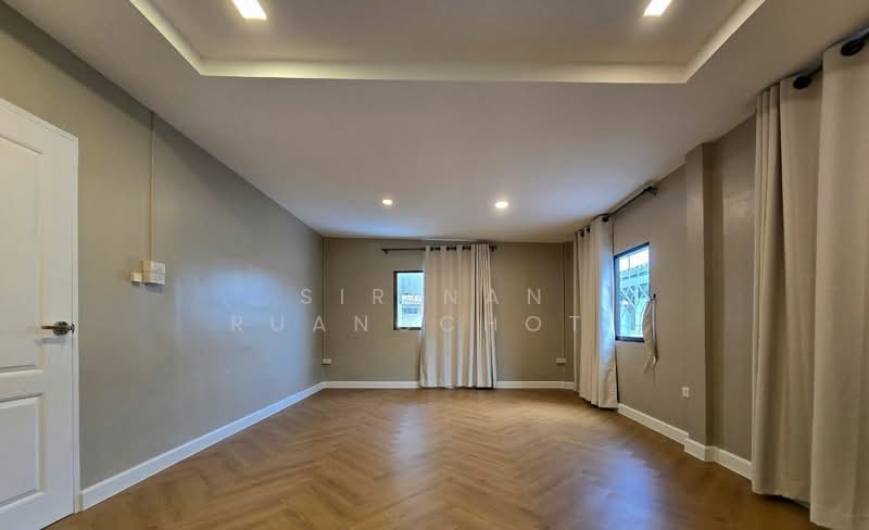 3-BR Townhouse, Bangkok, Khlong Chan, Bang Kapi, Bangkok, 3 Bedrooms, 204 sqm, Townhouse For Rent, by Sirinan Ruangchoti, 500172025 - DDproperty.com