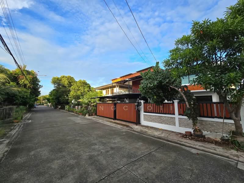 3-BR Townhouse, Bangkok, Khlong Chan, Bang Kapi, Bangkok, 3 Bedrooms, 204 sqm, Townhouse For Rent, by Sirinan Ruangchoti, 500172025 - DDproperty.com