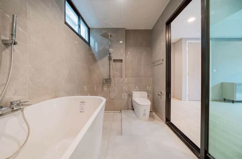 Nirvana DEFINE Krungthep Kreetha, Bangkok, Srinakarin-Romklao Road, Hua Mak, Bang Kapi, Bangkok, 3 Bedrooms, 203 sqm, Townhouse For Rent, by Sirinan Ruangchoti, 500172069 - DDproperty.com