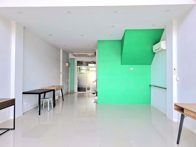 HO28610 โฮมออฟฟิส H-cape Biz Plus อ่อนนุช-วงแหวน, กรุงเทพ, ประเวศ, ประเวศ, กรุงเทพ, 230 ตร.ม., สำนักงาน ให้เช่า, โดย Thanitcha Kangkasuwanno, 500172071 - DDproperty.com