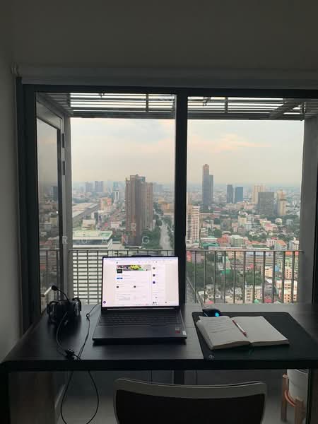 Cloud Thonglor-Phetchaburi, Bangkok, 1986 New Petchaburi Road, Bang Kapi, Huai Khwang, Bangkok, 1 Bedroom, 38 sqm, Condo For Rent, by Sirinan Ruangchoti, 500172076 - DDproperty.com