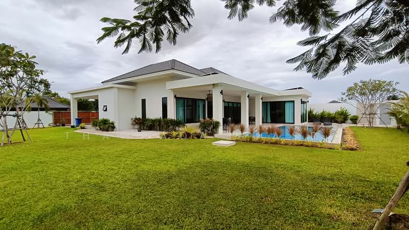 3-BR Villa, Prachuap Khiri Khan, Wang-Pong, Pran Buri, Prachuap Khiri Khan, 3 Bedrooms, 220 sqm, Villa For Sale, by Netsakaw Thongsritep, 500172087 - DDproperty.com