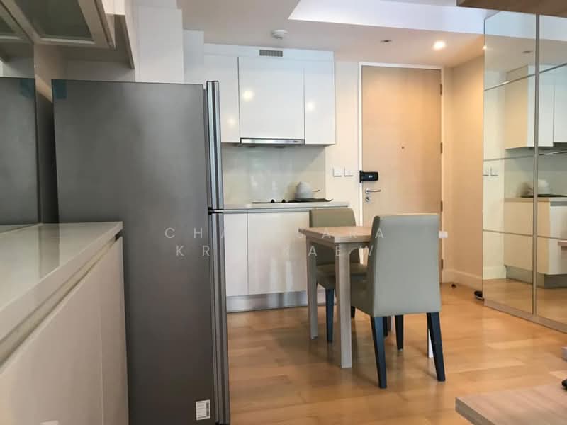 Collezio Sathorn-Pipat, Bangkok, 41 Soi Pipat 1 Silom Road, Silom, Bang Rak, Bangkok, 1 Bedroom, 44 sqm, Condo For Sale, by Chanisara Kruakaew, 500172096 - DDproperty.com