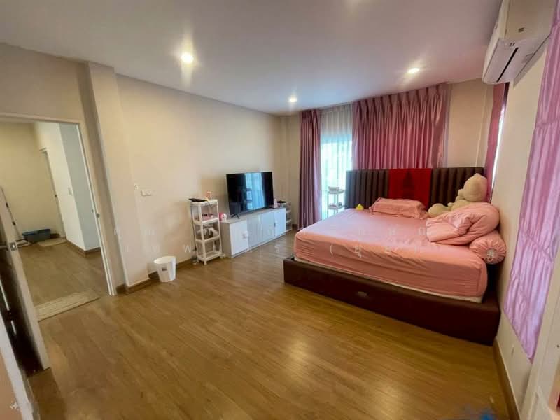 Centro Rama 9-Motorway : เซนโทร พระราม 9-มอเตอร์เวย์, กรุงเทพ, ถนน พัฒนาชนบท 3, คลองสองต้นนุ่น, ลาดกระบัง, กรุงเทพ, 280 ตร.ม., บ้านเดี่ยว ขาย, โดย คุณ ภิญญาลักษณ์ เทพบุตร (ยุ้ย), 500172130 - DDproperty.com