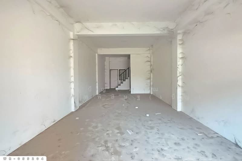 For Sale - WR-055204 Commercial building, San Sai, Chiang Mai, opposite San Sai Hospital., Chiang Mai