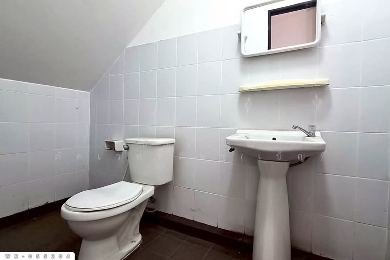 For Sale - WR-055204 Commercial building, San Sai, Chiang Mai, opposite San Sai Hospital., Chiang Mai