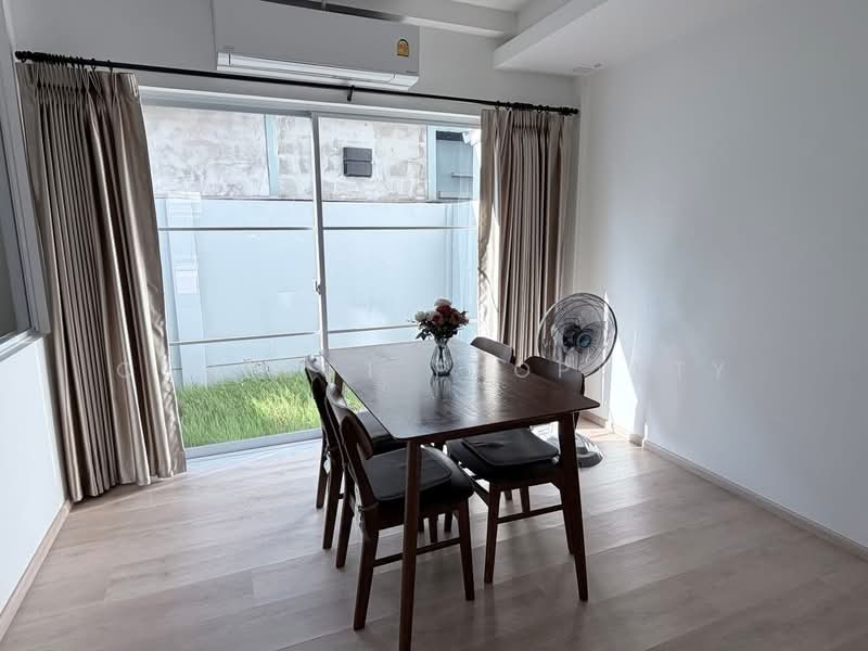 Indy 2 Bangna-Ramkhamhaeng 2, Bangkok, Soi Ramkhamhaeng 2, Dok Mai, Prawet, Bangkok, 3 Bedrooms, 21 sqm, Townhouse For Rent, by Correct Property, 500172137 - DDproperty.com