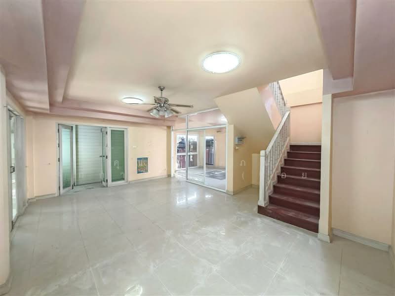 Baan Fah Green Park Royal Thonburirom, Bangkok, Pracha Uthit Road, Thung Khru, Thung Khru, Bangkok, 3 Bedrooms, 350 sqm, Single Detached House For Sale, by คุณ กันตภณ จักกาวิรักษ์ (บอย), 500172149 - DDproperty.com