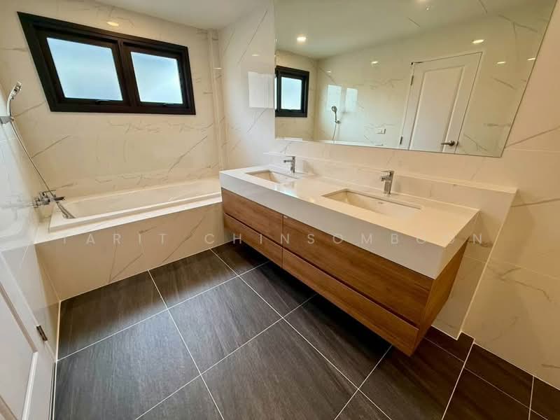 Centro Vibhavadi, Bangkok, Chang Akat Uthit Road, Sanam Bin, Don Mueang, Bangkok, 4 Bedrooms, 274 sqm, Single Detached House For Rent, by Tarit Chinsomboon, 500172172 - DDproperty.com