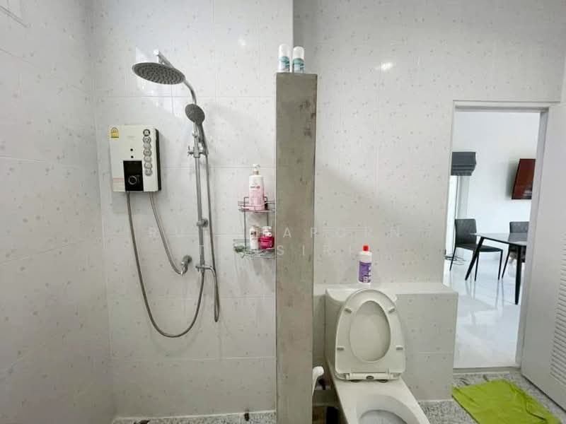 บ้านในโครงการ ให้เช่า – ใกล้บิ๊กซีแม่เหียะ เพียง 10 นาที ค่าเช่า 22,000 บาท / เดือน รหัสทรัพย์ : No., Chiang Mai, San Phak Wan, Hang Dong, Chiang Mai, 2 Bedrooms, 150 sqm, Single Detached House For Rent, by Rutchaporn Tunsiri, 500172176 - DDproperty.com