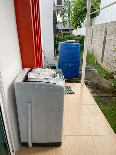 บ้านในโครงการ ให้เช่า – ใกล้บิ๊กซีแม่เหียะ เพียง 10 นาที ค่าเช่า 22,000 บาท / เดือน รหัสทรัพย์ : No., Chiang Mai, San Phak Wan, Hang Dong, Chiang Mai, 2 Bedrooms, 150 sqm, Single Detached House For Rent, by Rutchaporn Tunsiri, 500172176 - DDproperty.com