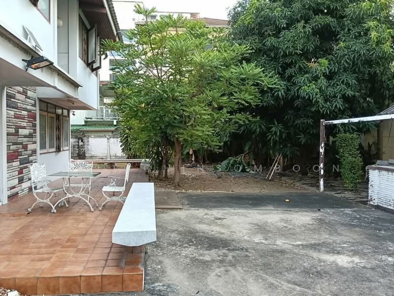 บ้าน 5-ห้องนอน, กรุงเทพ, พระบรมมหาราชวัง, พระนคร, กรุงเทพ, 748 ตร.ม., บ้านเดี่ยว ขาย, โดย Tarit Chinsomboon, 500172180 - DDproperty.com