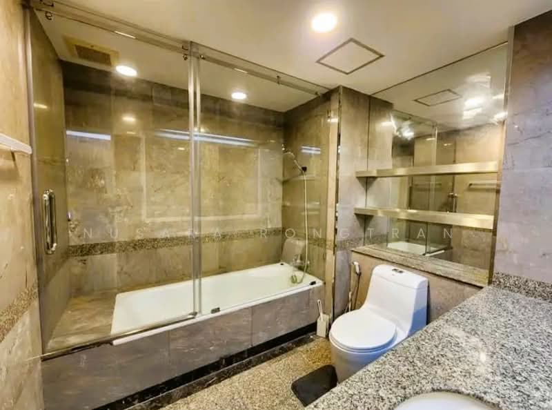 Asoke Place, Bangkok, Asok Montri Rd, Khlongtoei Nua, Watthana, Bangkok, 2 Bedrooms, 80 sqm, Condo For Rent, by Nusara Rongtran, 500172195 - DDproperty.com