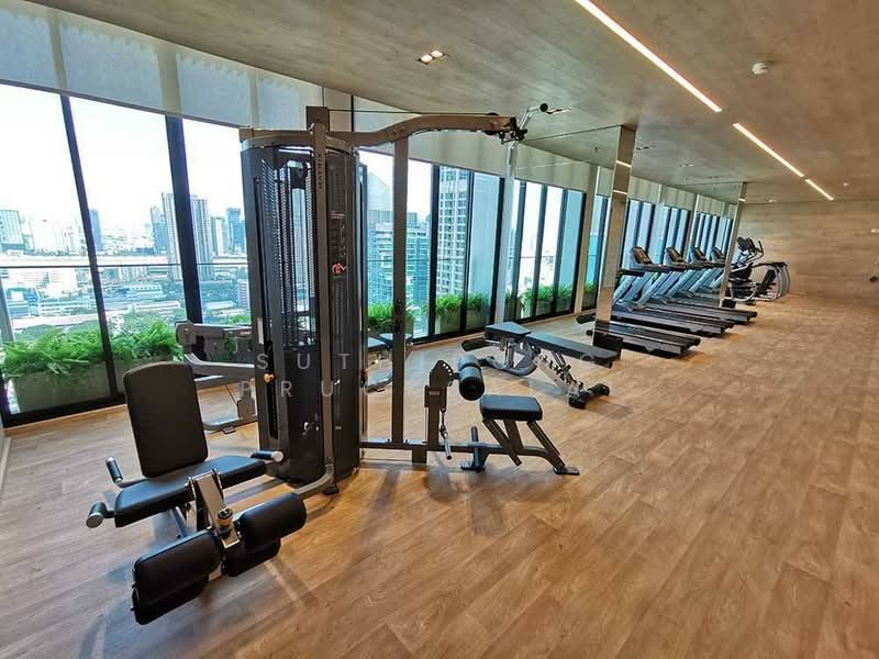 Noble Recole, Bangkok, 77 Soi Sukhumvit 19 Sukhumvit Road, Khlongtoei Nua, Watthana, Bangkok, 1 Bedroom, 36 sqm, Condo For Rent, by Suthipong Prucksalai, 500172201 - DDproperty.com