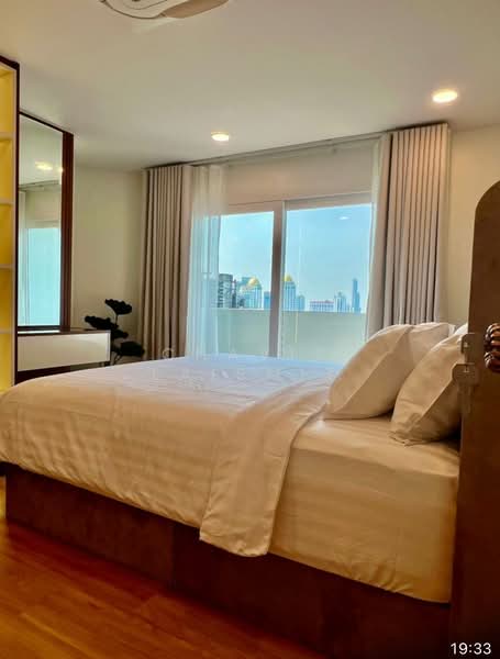 Witthayu Complex, Bangkok, 1673 New Petchaburi Road, Makkasan, Ratchathewi, Bangkok, 3 Bedrooms, 128 sqm, Condo For Sale, by Chavis Laismit, 500172205 - DDproperty.com