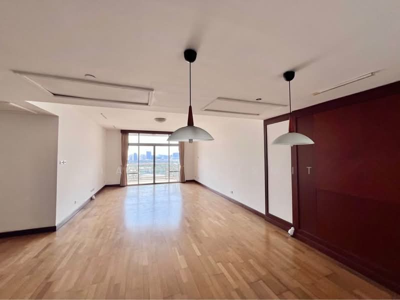 All Seasons Mansion, Bangkok, Soi Ruamrudee, Wireless Road, Lumphini, Pathum Wan, Bangkok, 3 Bedrooms, 317 sqm, Condo For Sale, by Chavis Laismit, 500172213 - DDproperty.com