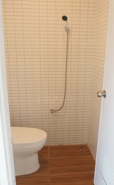 3-BR Townhouse, Bangkok, Khlong Chaokhun Sing, Wang Thonglang, Bangkok, 3 Bedrooms, 135 sqm, Townhouse For Sale, by Tarit Chinsomboon, 500172217 - DDproperty.com