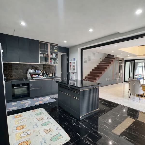 บ้าน3ชั้นพร้อมสระว่ายน้ำ ขนาด97ตรว. ซ.อินทามระ28, Bangkok, Din Daeng, Din Daeng, Bangkok, 5 Bedrooms, 490 sqm, Single Detached House For Sale, by AJHOMECENTER - คุณเอ็กซ์, 500172238 - DDproperty.com