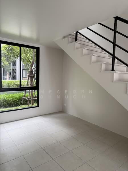 Noble Nue Cross Khu Khot, Pathum Thani, Khu Khot, Lam Luk Ka, Pathum Thani, 1 Bedroom, 68 sqm, Condo For Rent, by Ampaporn Ohnuch, 500172243 - DDproperty.com