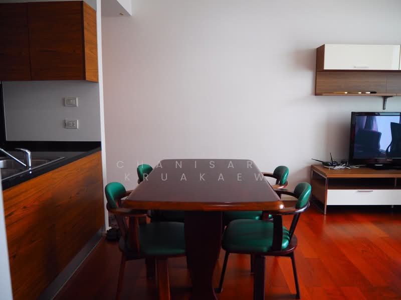 Wind Sukhumvit 23, Bangkok, 136 Soi Sukhumvit 23, Sukhumvit Road, Khlongtoei Nua, Watthana, Bangkok, 2 Bedrooms, 77 sqm, Condo For Sale, by Chanisara Kruakaew, 500172250 - DDproperty.com