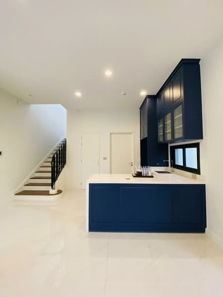 Narasiri Phahol-Watcharapol, Bangkok, Tha Rang, Bang Khen, Bangkok, 4 Bedrooms, 347 sqm, Single Detached House For Sale, by ศราวุธ วัฒนานนท์, 500172255 - DDproperty.com