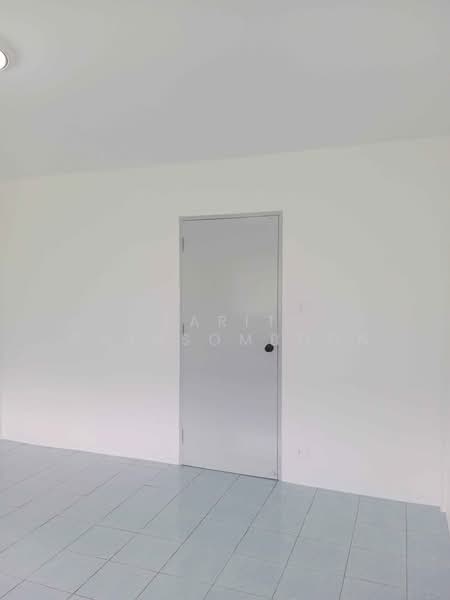 Townhouse Evergreen Village, Bangkok, Soi Bangna-Trad 56 (Nation Tower), Bang Na, Bang Na, Bangkok, 2 Bedrooms, 93 sqm, Townhouse For Sale, by Tarit Chinsomboon, 500172289 - DDproperty.com