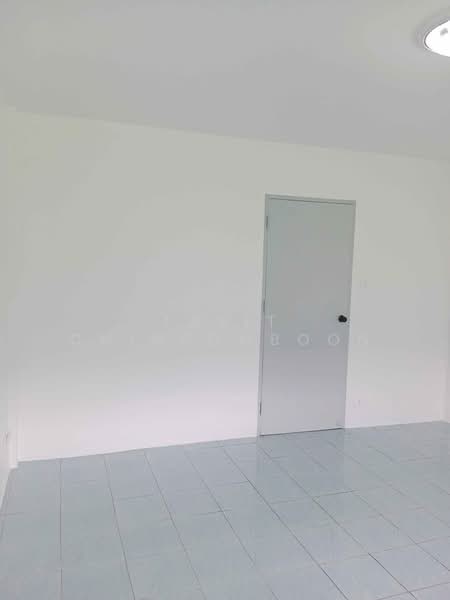 Townhouse Evergreen Village, Bangkok, Soi Bangna-Trad 56 (Nation Tower), Bang Na, Bang Na, Bangkok, 2 Bedrooms, 93 sqm, Townhouse For Sale, by Tarit Chinsomboon, 500172289 - DDproperty.com