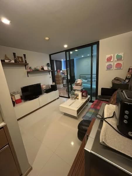 Socio Ruamrudee, Bangkok, Soi Ruamruedee 2, Lumphini, Pathum Wan, Bangkok, 1 Bedroom, 37 sqm, Condo For Rent, by Chavis Laismit, 500172300 - DDproperty.com