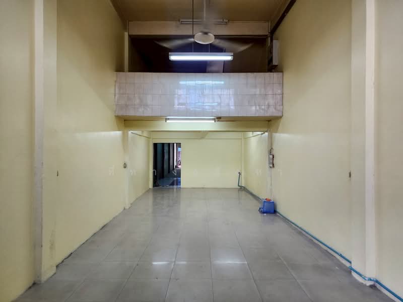 ตึกแถวตรงข้ามวัดสร้อยทาง, Bangkok, ประชาราษฎร์ สาย 1, Bang Sue, Bang Sue, Bangkok, , 144 sqm, Shophouse For Rent, by ที่ทางอสังหา, 500172312 - DDproperty.com