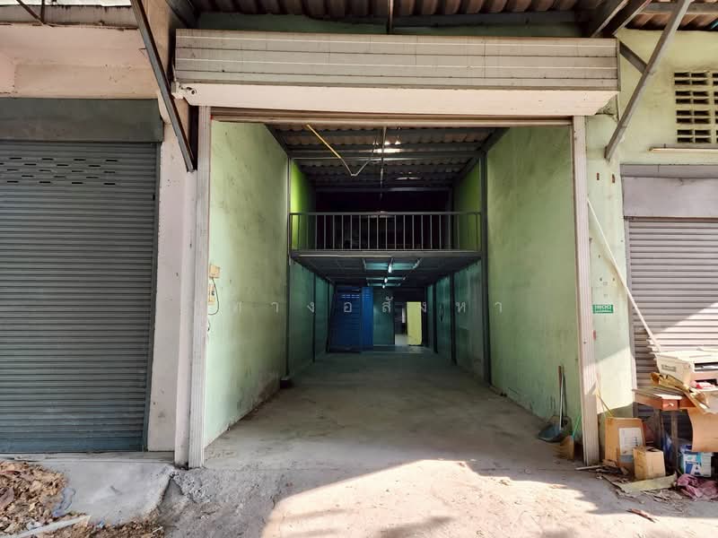 ตึกแถวตรงข้ามวัดสร้อยทาง, กรุงเทพ, ประชาราษฎร์ สาย 1, บางซื่อ, บางซื่อ, กรุงเทพ, 144 ตร.ม., ตึกแถว-อาคารพาณิชย์ ให้เช่า, โดย ที่ทางอสังหา, 500172312 - DDproperty.com