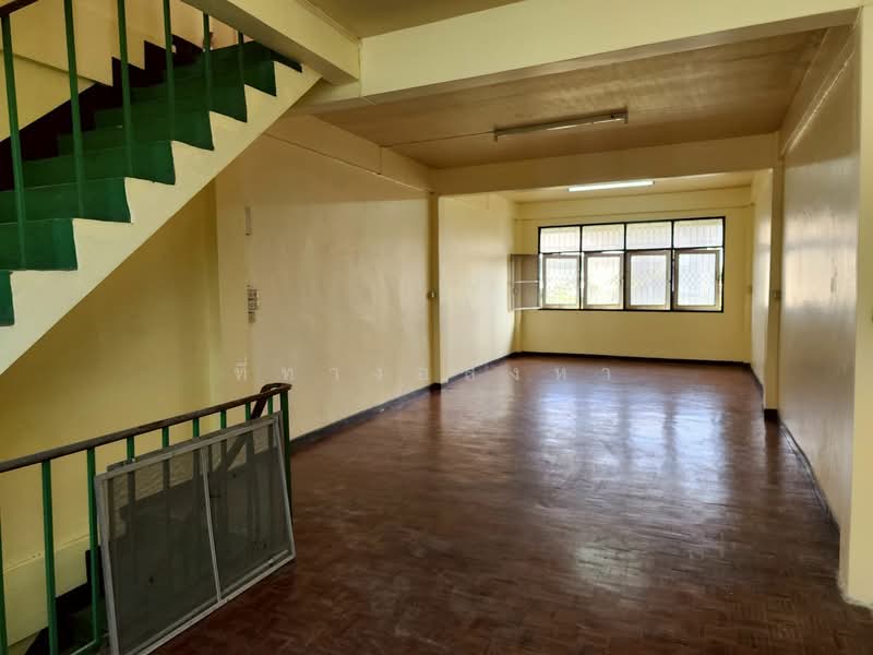 ตึกแถวตรงข้ามวัดสร้อยทาง, Bangkok, ประชาราษฎร์ สาย 1, Bang Sue, Bang Sue, Bangkok, , 144 sqm, Shophouse For Rent, by ที่ทางอสังหา, 500172312 - DDproperty.com